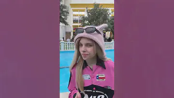 МЕНЯ КИНУЛИ В ФОНТАН ⛲️ 😭